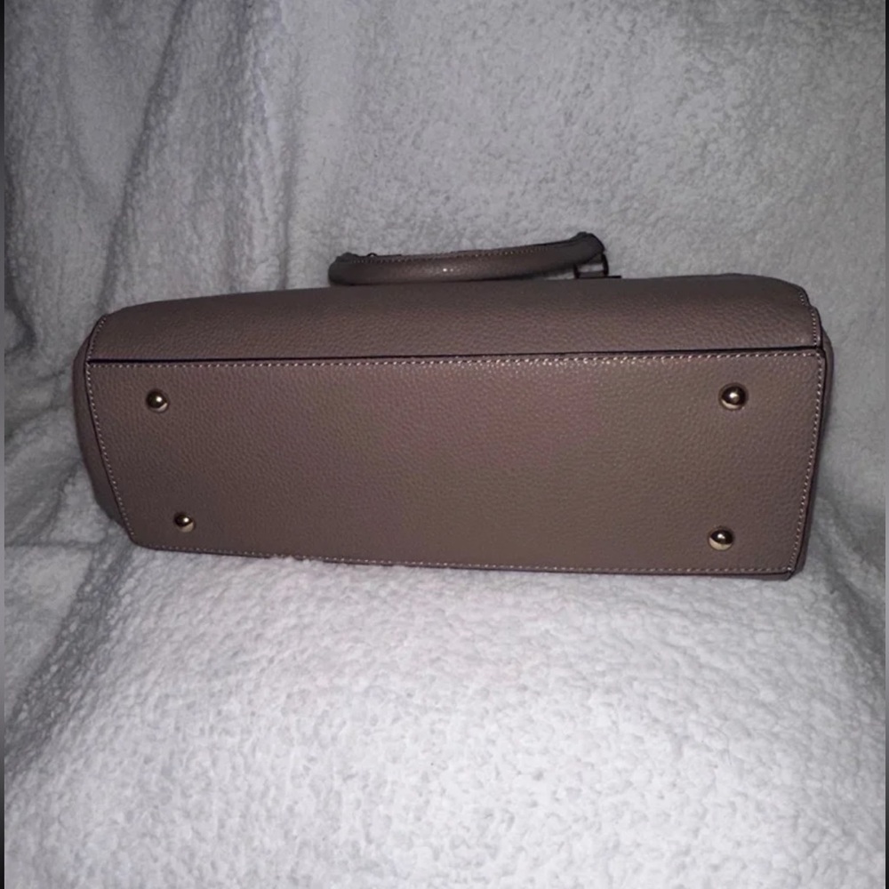 Purse - Picture 3 of 7